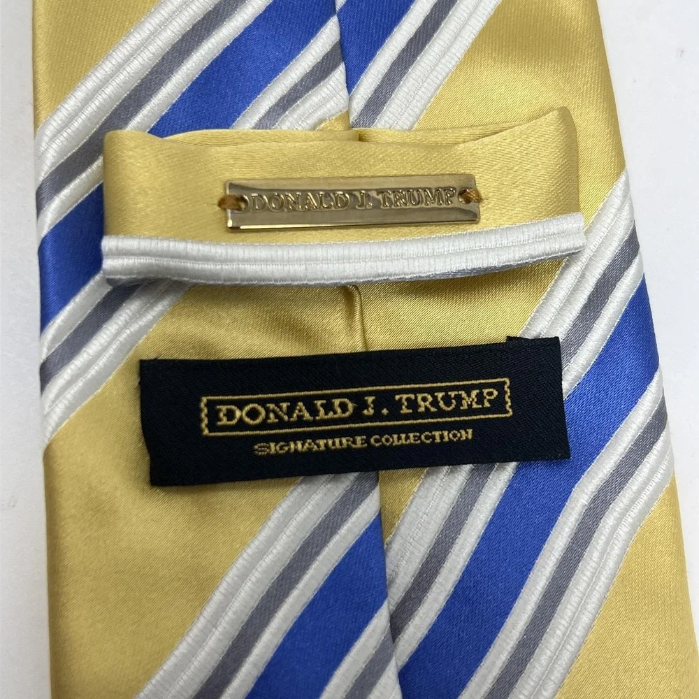Donald J. Trump Silk Tie Mens Gold Blue Diagonal Stripe Signature Crest Necktie